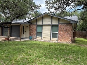 Building Photo - 106 S Mt Rushmore Dr