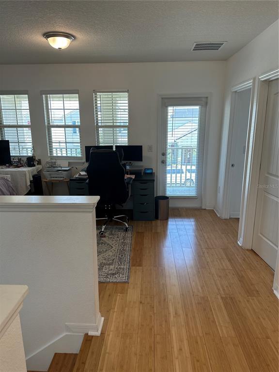 Foto del edificio - 15929 Moonlight Bay St