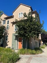 Building Photo - 2190 Morrow St