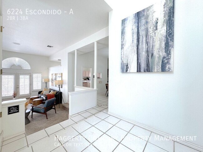 Foto del edificio - 6224 Escondido-A