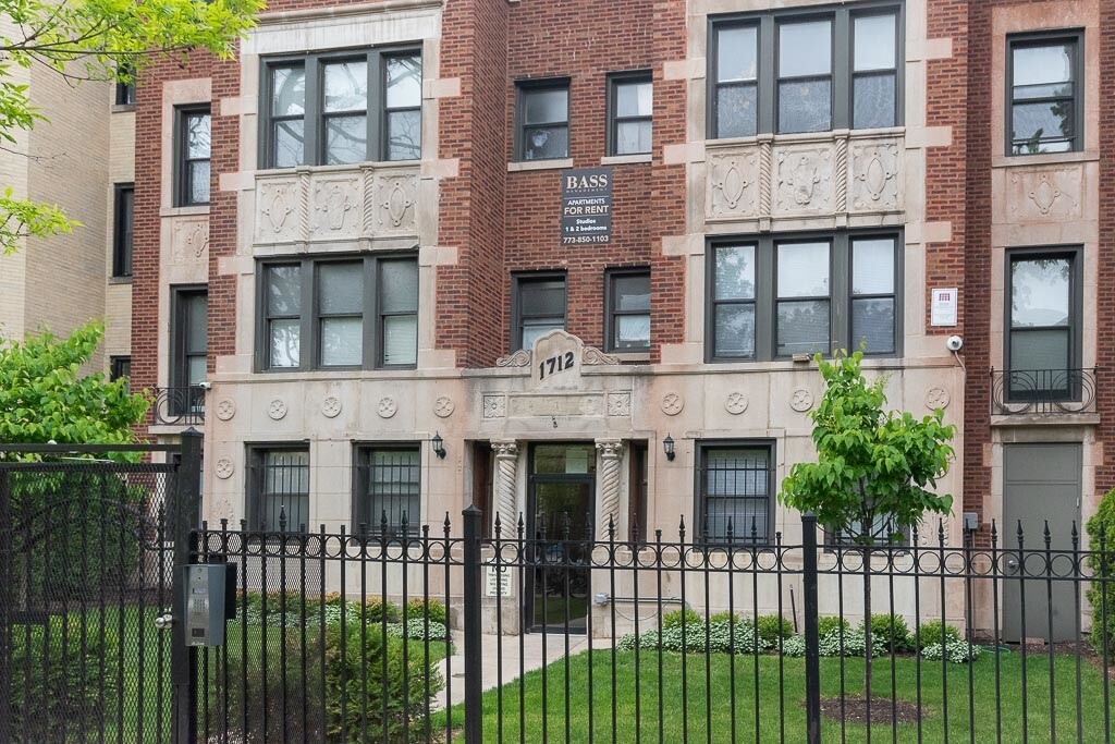 1712 Estes Unit 302, Chicago, IL 60626 - Condo for Rent in Chicago, IL ...