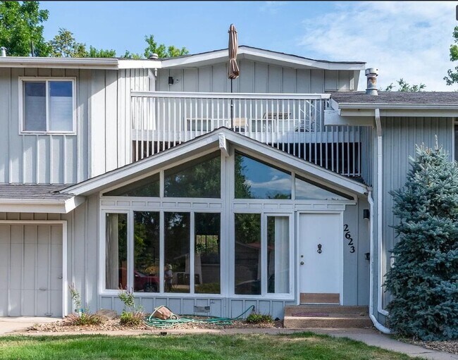 Foto del edificio - 2623 Sherwood Cir