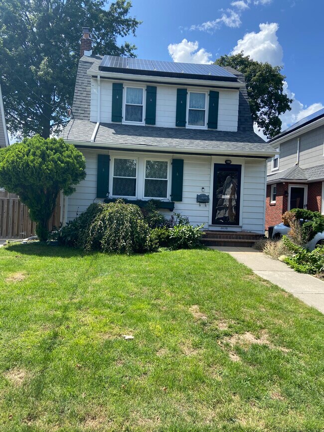 Building Photo - 3638 211th St