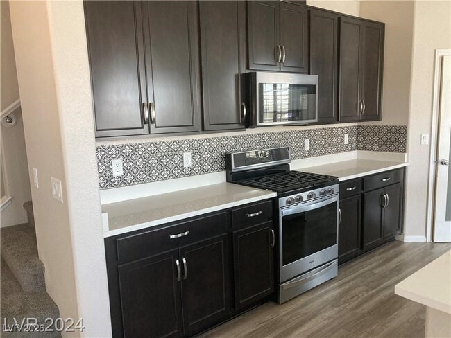 Foto del edificio - 3024 Termini Ave