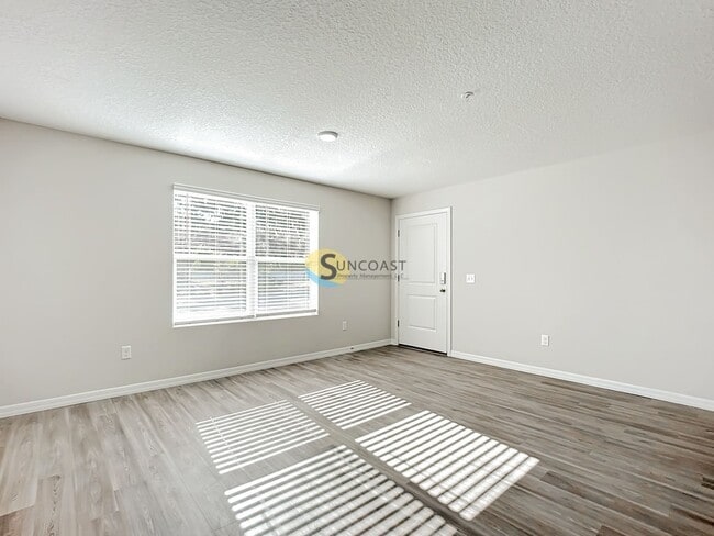 Building Photo - 11486 Oakfield Ct