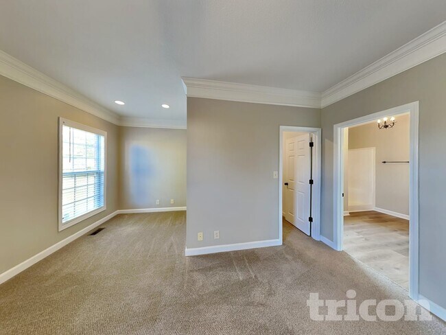 Foto del edificio - 935 Willow Circle