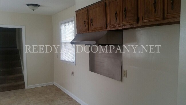 Foto del edificio - 3711 Buchanan Ave