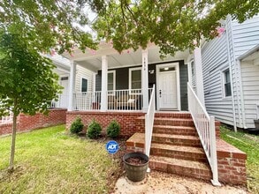 Building Photo - 1436 Proescher St