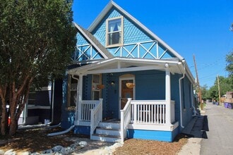 Building Photo - 3319 Julian St