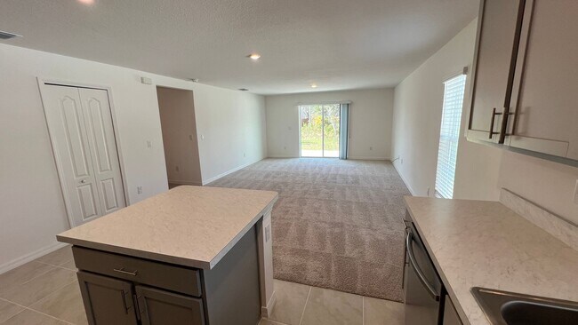 Foto del edificio - BEAUTIFUL 3BD/2BA Home in Palm Bay!!