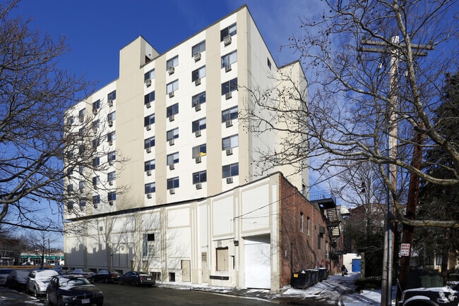 Building Photo - 1116 Commonwealth Ave