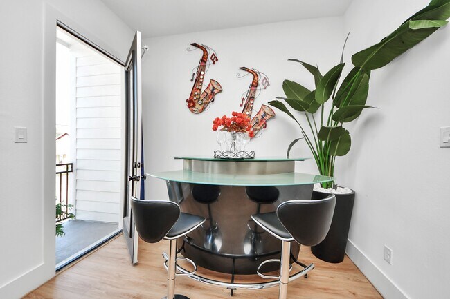 Foto del edificio - 4806 Cochran St