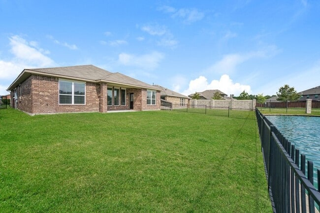 Building Photo - 29607 Clover Shore Dr