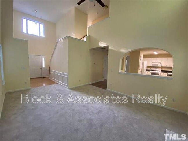 Foto del edificio - 112 Brierridge Dr