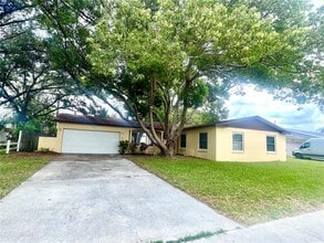 Building Photo - 1848 Nursery Rd