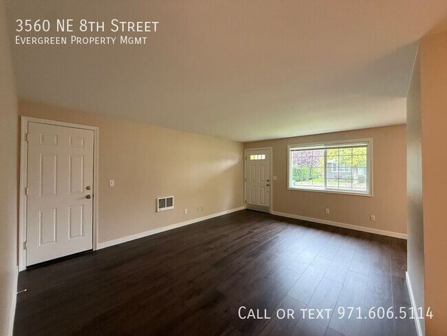 Foto del edificio - 3560 NE 8th St