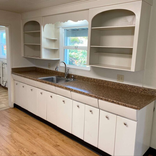 Foto del edificio - 348 W Birch Ct