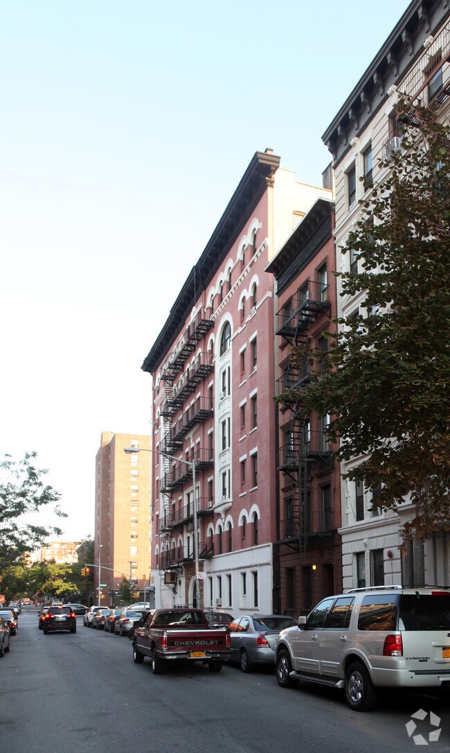 Building Photo - 157 W 123rd St