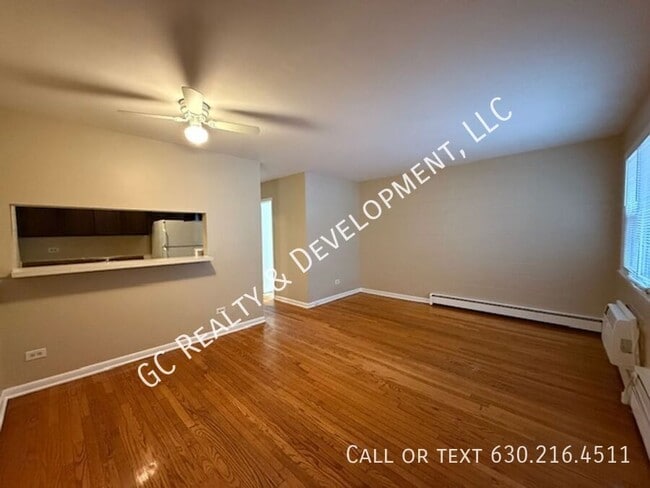 Building Photo - 227 Uteg St