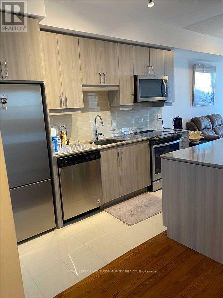 Photo du bâtiment - 9201 Yonge St