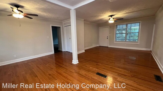 Foto del edificio - 3 br, 1 bath House - 2408 East 39th St
