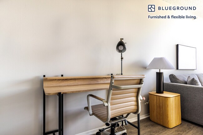 Foto del edificio - 180 N Jefferson St