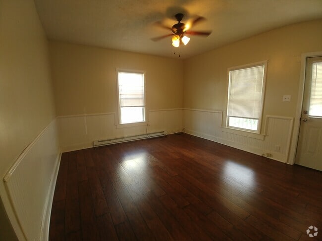 Building Photo - 5996 Seneca Trail S