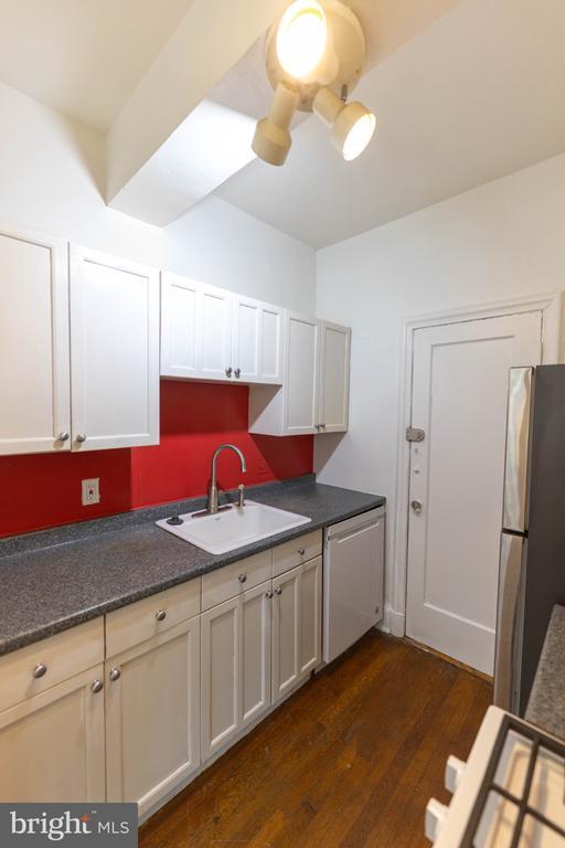 Foto del edificio - 2032 Belmont Rd NW