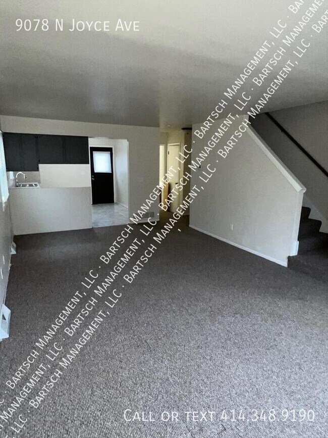 Foto del edificio - 9078 N Joyce Ave