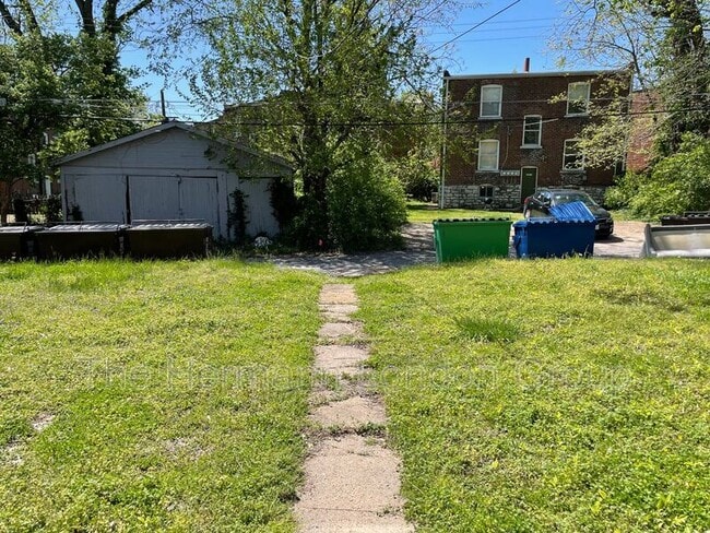 Building Photo - 4544 Flad Ave