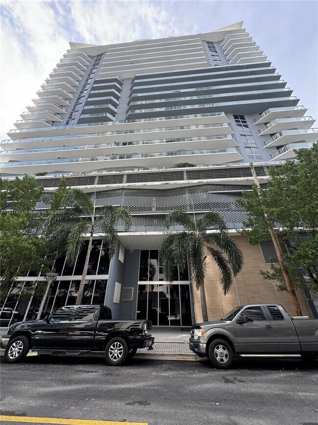 Foto del edificio - 1010 SW 2nd Ave