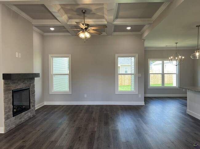 Building Photo - 107 Amargosa Pl
