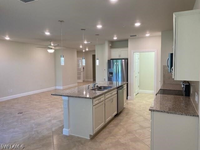 Foto del edificio - 5701 Mayflower Way