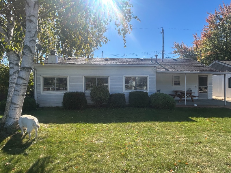 Foto del edificio - 5693 E Eagle Dr