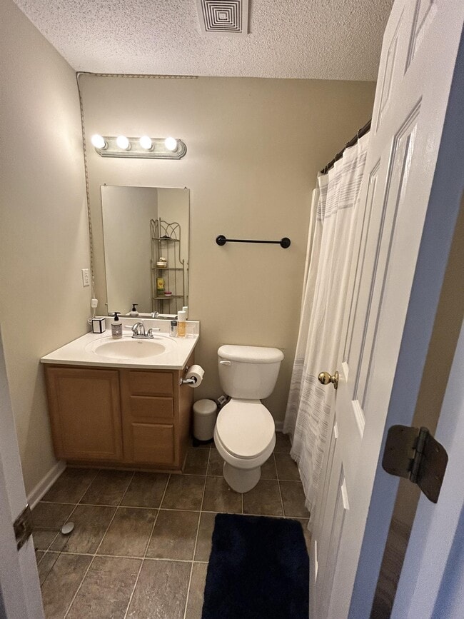 Building Photo - 107 Ashley Way