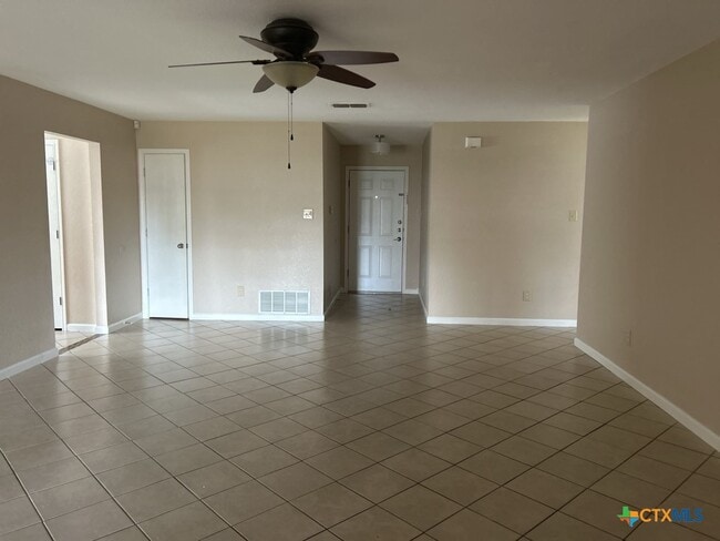 Building Photo - 4402 Breckenridge Dr