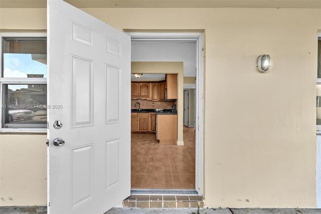 Building Photo - 3660 SW 60th Ave