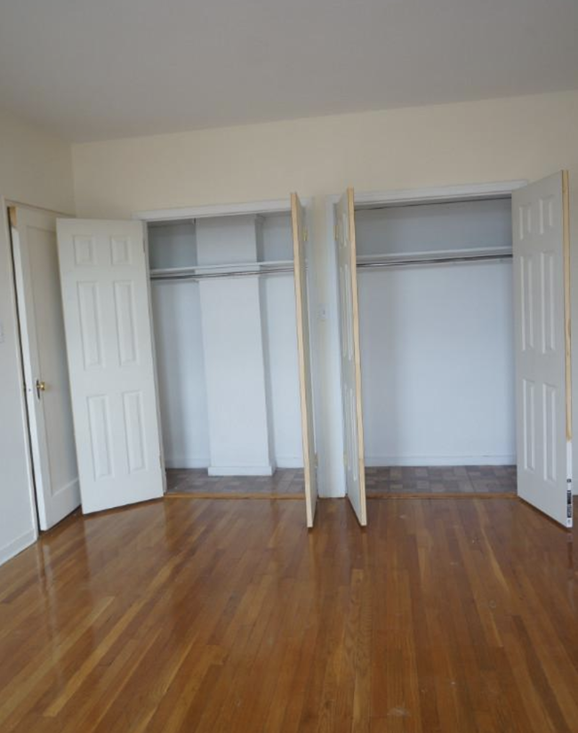 Building Photo - 1620 Avenue I
