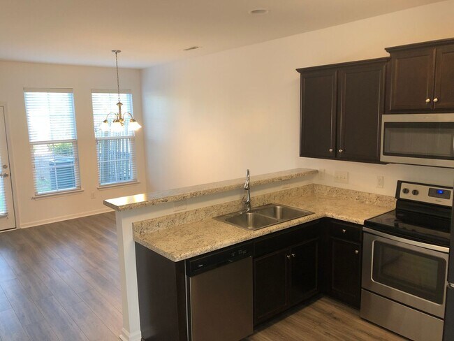 Foto del edificio - Townhouse for Rent In Wyngate