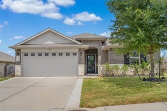 Building Photo - 15004 Monserrat Ln