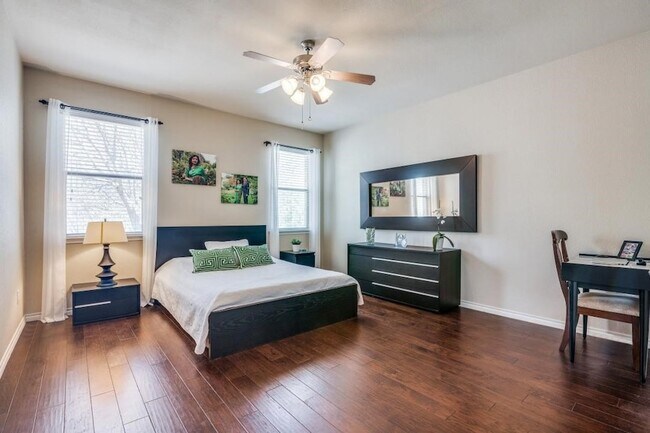 Foto del edificio - 1407 Country Creek Trail