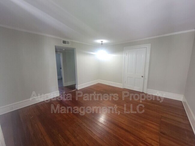 Building Photo - 1330 Wingfield St