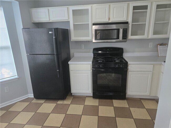 Foto del edificio - 6623 Ivy Log Dr SW