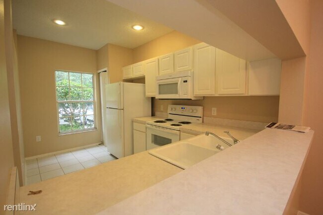 Building Photo - 8647 Hunters Key Cir