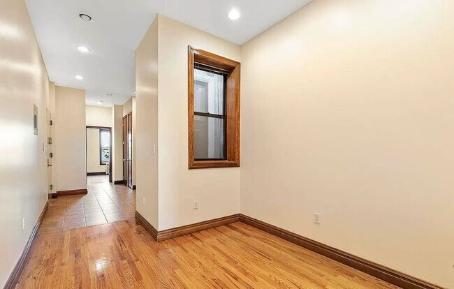 Foto del edificio - 493 Seventh Avenue