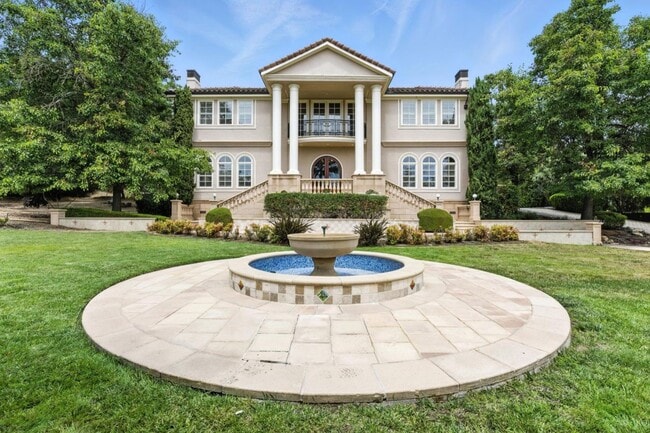 Foto del edificio - 90 Broadacres Rd