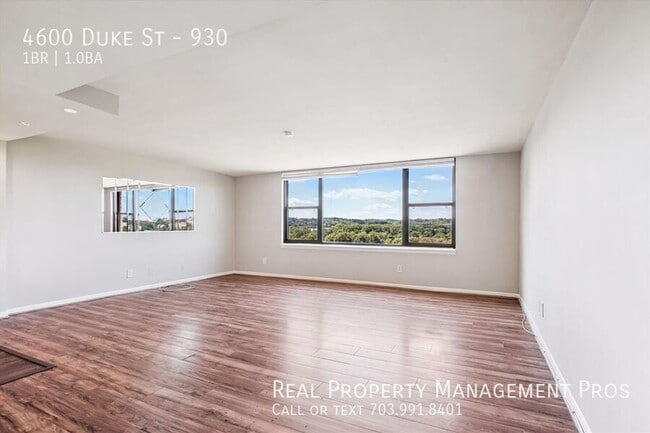 Foto del edificio - 4600 Duke St