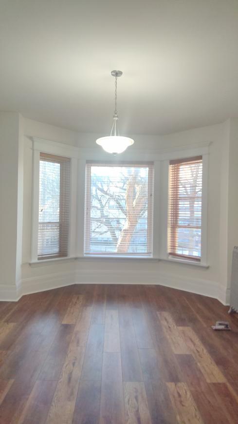 Building Photo - 4 bedroom in Chicago IL 60637