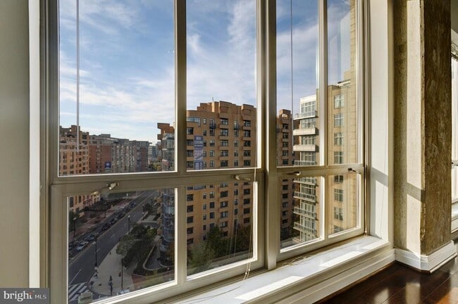 Building Photo - 301 Massachusetts Ave NW