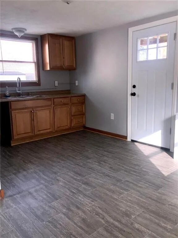 Building Photo - 411 Locust St